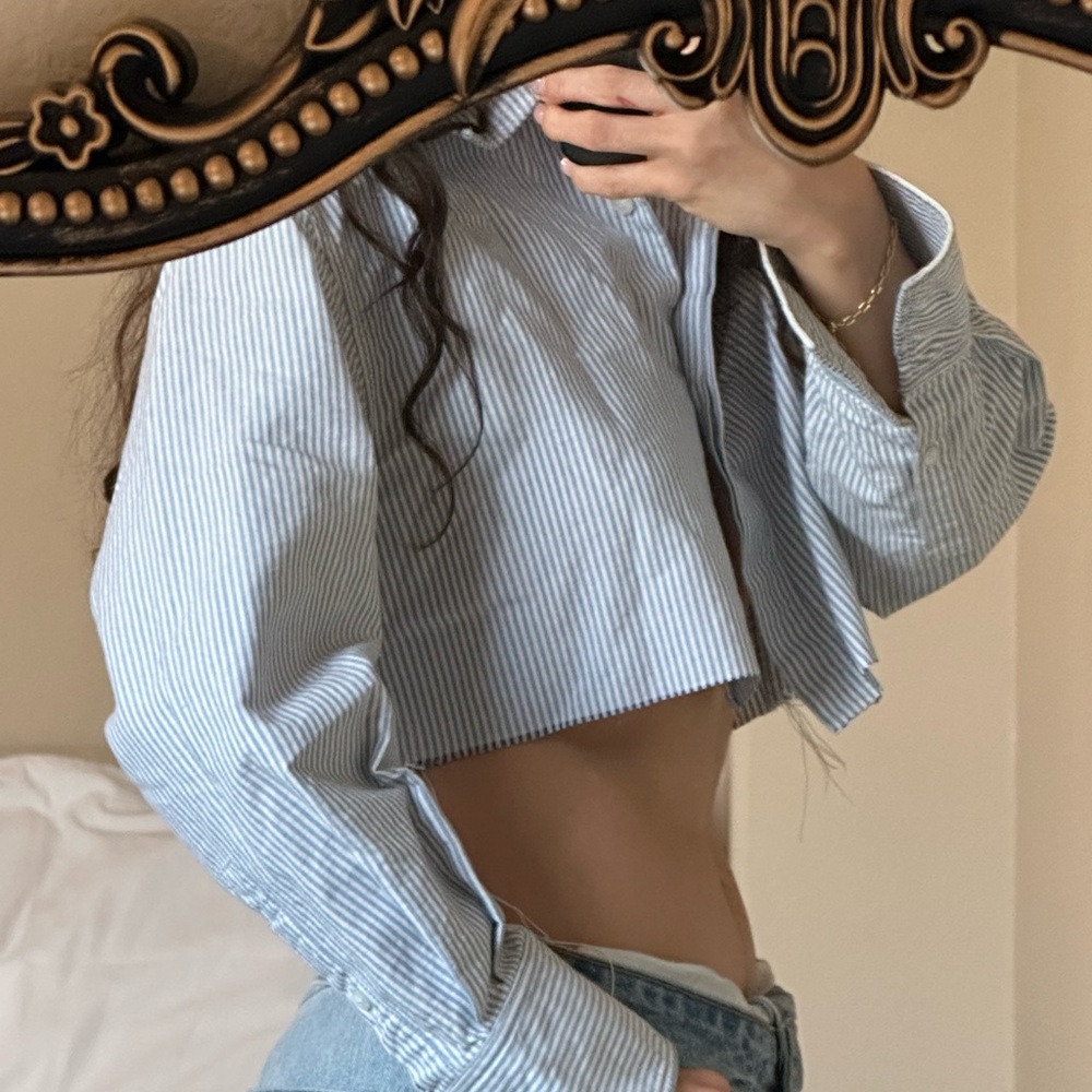 Cropped Golden Goose Button Up!